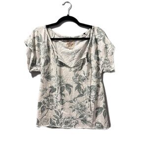 Chaser GAUZE JERSEY SHORT SLEEVE SHIRRED RAGLAN Floral Print Women Top